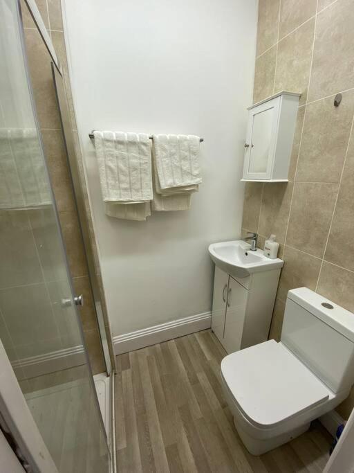 The Walnut Suite Lovely One Bedroom Flat In Stoke. Plymouth Ngoại thất bức ảnh