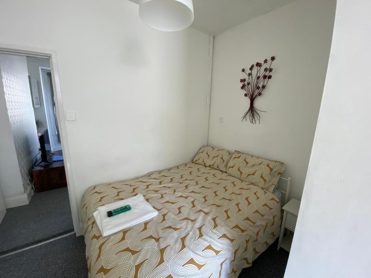 The Walnut Suite Lovely One Bedroom Flat In Stoke. Plymouth Ngoại thất bức ảnh