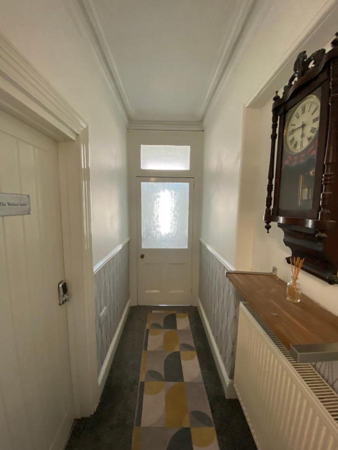 The Walnut Suite Lovely One Bedroom Flat In Stoke. Plymouth Ngoại thất bức ảnh