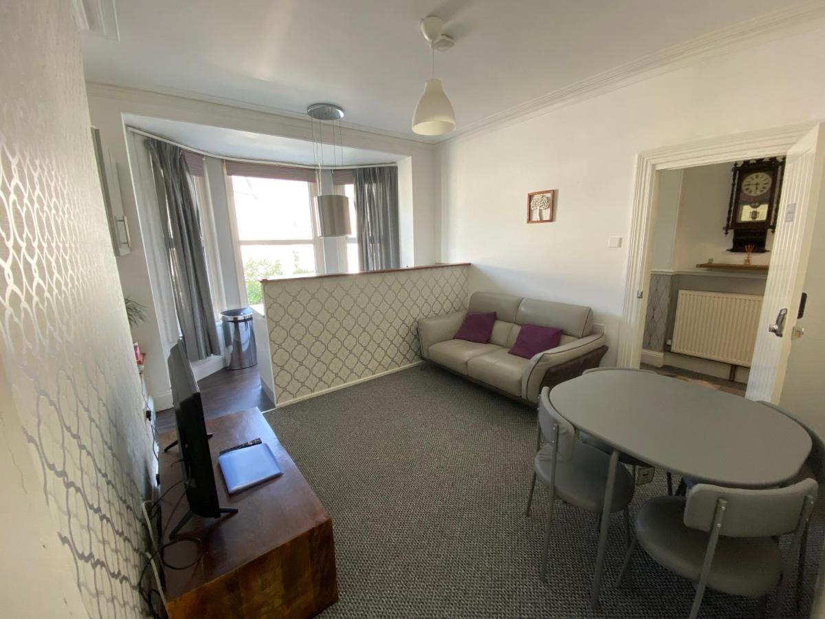The Walnut Suite Lovely One Bedroom Flat In Stoke. Plymouth Ngoại thất bức ảnh