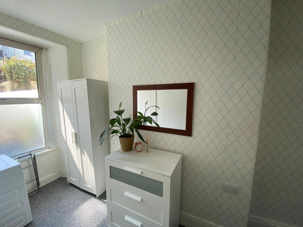 The Walnut Suite Lovely One Bedroom Flat In Stoke. Plymouth Ngoại thất bức ảnh